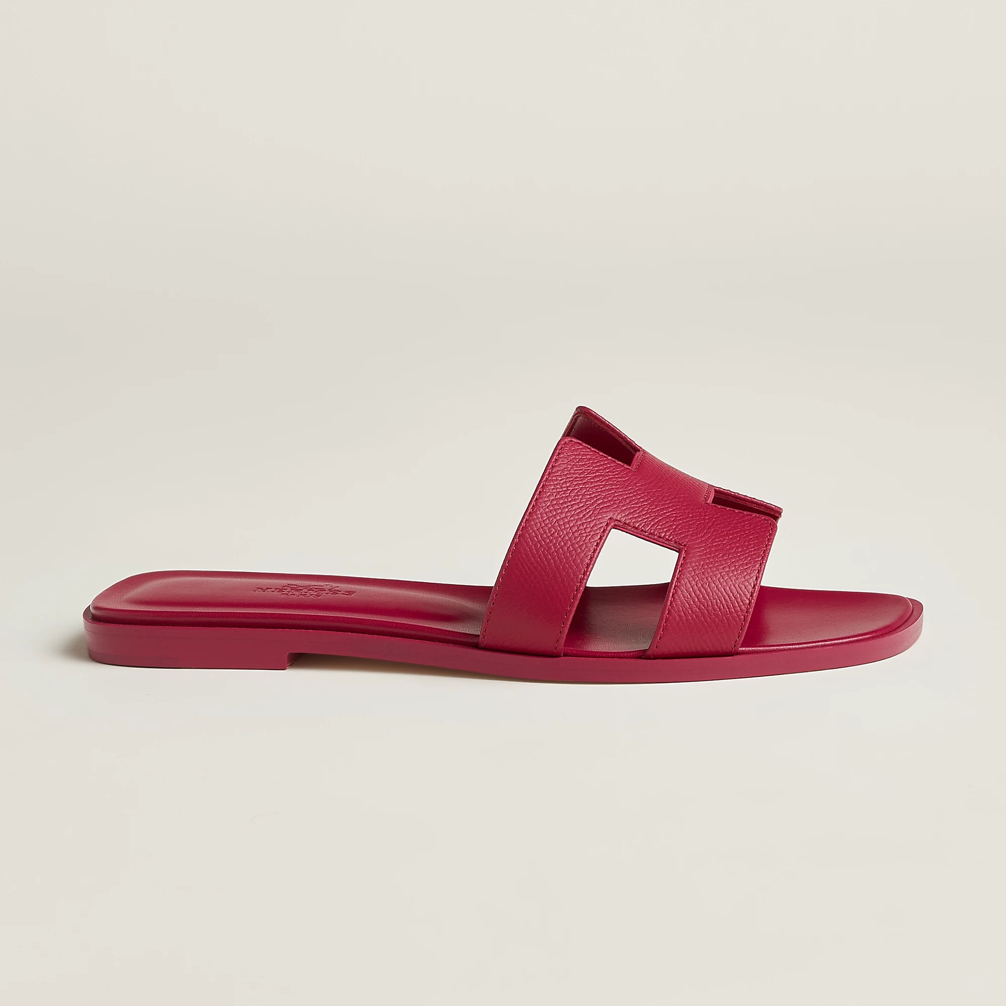 Hermès Oran sandal Rose Magenta in Pakistan